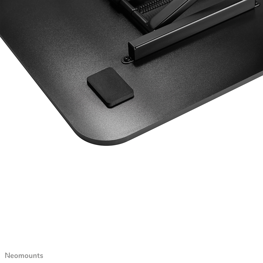 Neomounts sit-stand workstation